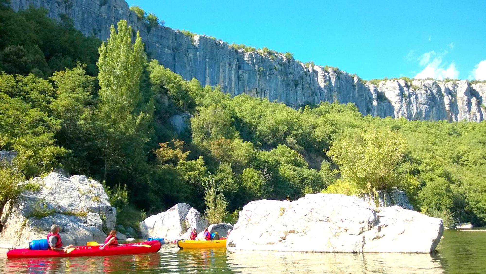 Cabanes Lodges Le Serviere Balazuc Kültér fotó