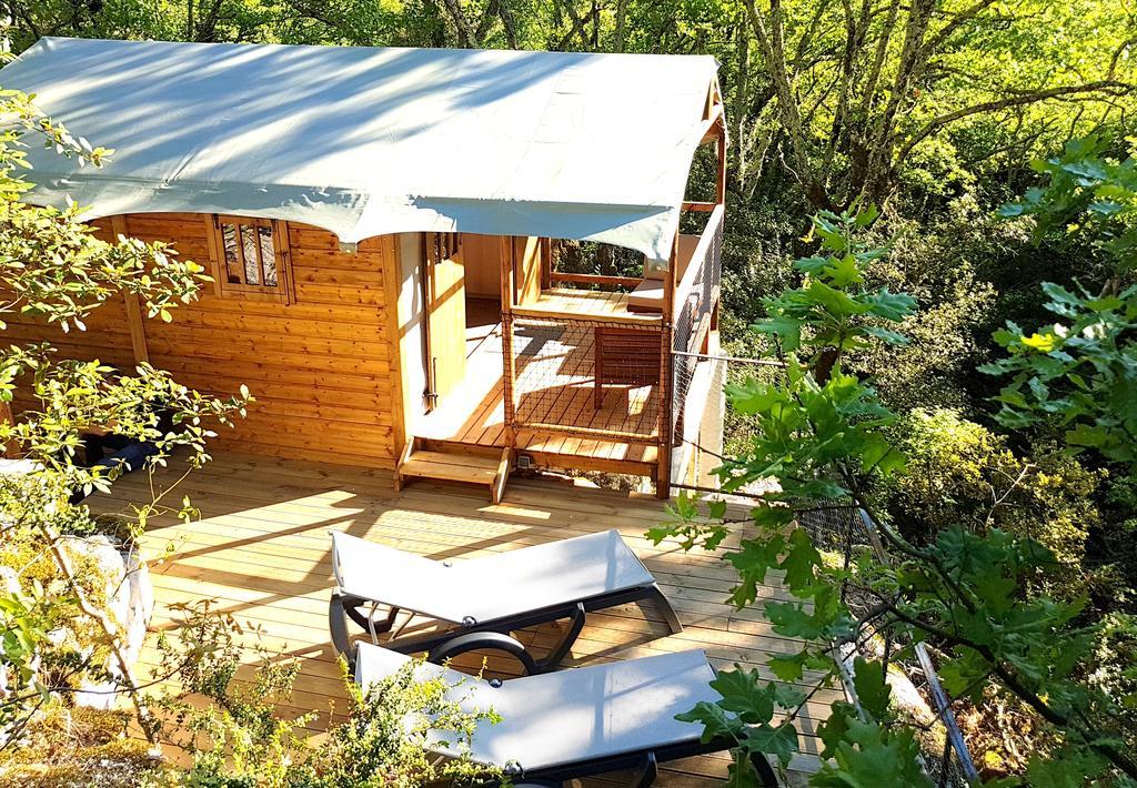 Cabanes Lodges Le Serviere Balazuc Kültér fotó
